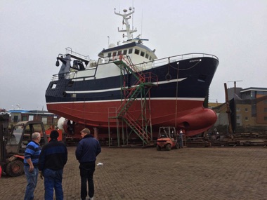 Vishandel Tel's, De Minerva, een prachtige schip